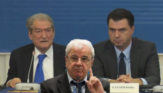 PËRPLASJA NË PD/ Ngjela: Saliu është i humbur, më kë do e bëjë revolucionin me “Hupja Dupja Shupjat” që…