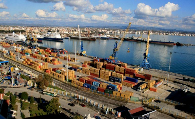 PRAG FESTASH/ Në portin e Durrësit nisin lundrimet vajtje-ardhje