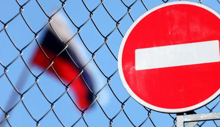COVID-19/ Rusia prezanton kontrolle të detyrueshme mjekësore për të huajt, do të kërkohen çdo tre muaj