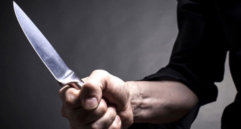 PLAS SHERRI ME THIKA NË FUSHË-ARRËZ/ Plagoset me thikë 52-vjeçari, arrestohet autori