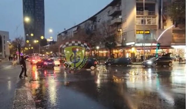 TRAFIK I RËNDUAR DHE KAOS NË TIRANË/ Policia: Shmangni këto rrugë
