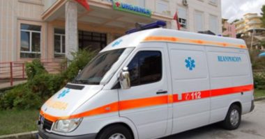 GODITËN ME GRUSHTE E THIKË 30-VJEÇARIN/ Shpallen në kërkim dy të rinjtë në Maliq