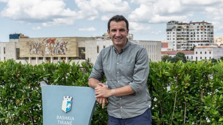 URON 8 DHJETORIN/ Veliaj: Në 2022-in Tirana do të jetë Kryeqyteti Europian i Rinisë