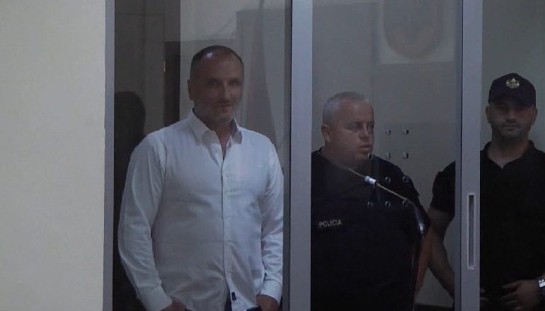 VRASJA E AZEM HAJDARIT/ Prokuroria ka kërkuar 25 vite burg për Izet Haxhinë, mbrojtja kërkon ende kohë