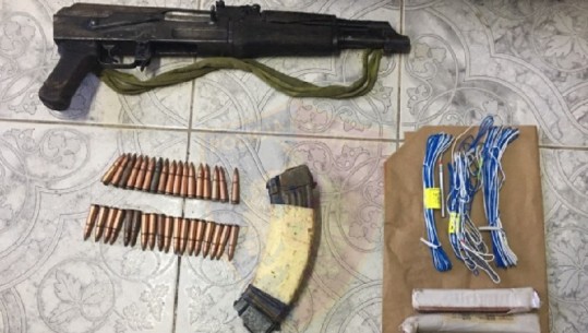 QËLLOI ME AUTOMATIK PAS NDËRRIMIT TË VITEVE/ Arrestohet 42-vjeçari në Burrel. Ja çfarë i gjen policia