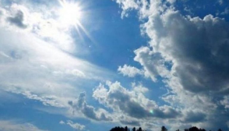 KTHJELLTËSI DHE TEMPERATURA TË MIRA/ Kkush kërkon të udhëtojë favorizohet nga moti këtë të diel. Kujdes pasditen