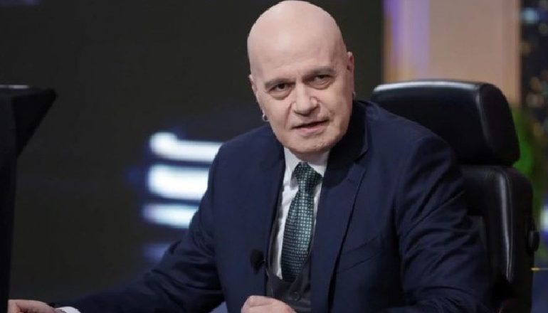 NEGOCIATAT/ Koalicioni i ri qeverisës në Bullgari: I heqim veton Maqedonisë së Veriut nëse SHBA-ja…