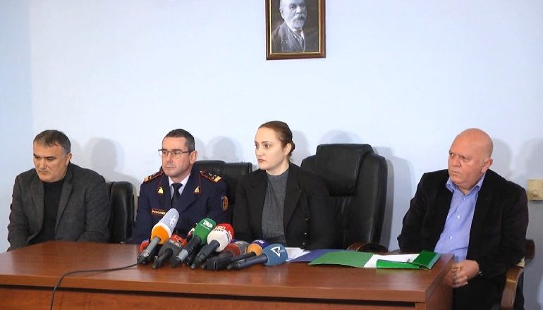 SKANDALI ME PUBLIKIMIN E PAGAVE/ 4 të arrestuar! Prokuroria: 2 specialistë të IT te Tatimet shitën të dhënat te privati…