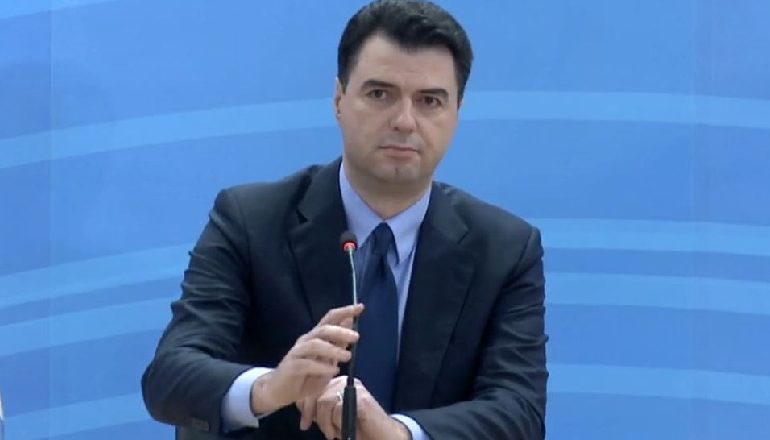 PROTESTA E BERISHËS/ Lulzim Basha: Demokratët e braktisën, dita e tij e fundit politike!