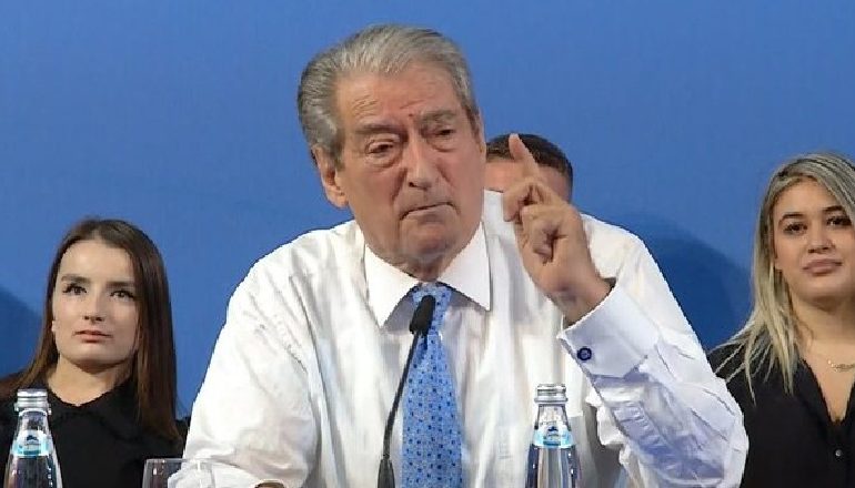 MUNGOI NË KUVEND/ Berisha tregon arsyen: Kam pasur kontradikta të hapura me Erdogan