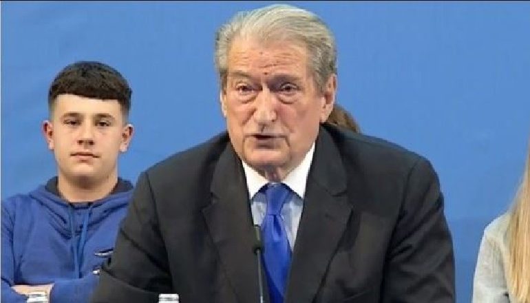 BERISHA HYN NË ZGJEDHJET LOKALE NË 6 BASHKI ME LOGON E PD/ Komisioni i Rithemelimit: Afati për kandidaturat deri në 24 janar
