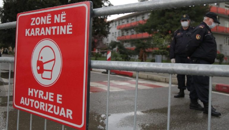 COVID-19 NË SHQIPËRI/ Vdekjet dhe rastet e reja u rritën në javën e fundit! Ja situata në spitale
