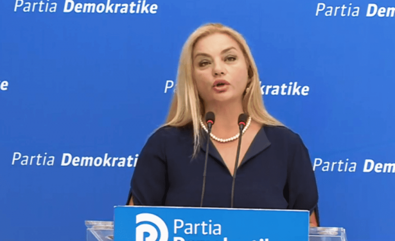 SULMON GRATË QË MBESHTESIN BASHËN/ Vokshi: Edhe një ditë sikur të kishte Sali Berisha, pas tij do shkoja