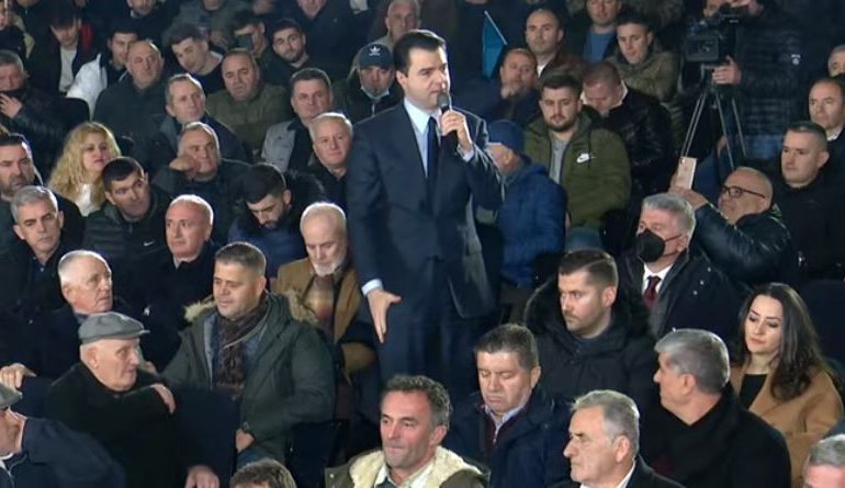DËSHTON PROTESTA BERISHËS/ Basha: Ata që duan të përçajnë PD, u themi ndal ose jashtë