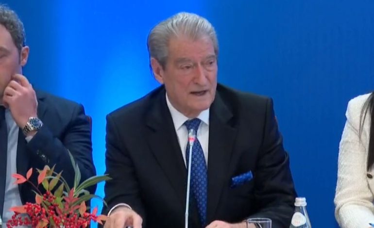 PRIMARET/ Berisha: Bëmë histori, PD u nda nga praktikat e dyshimta