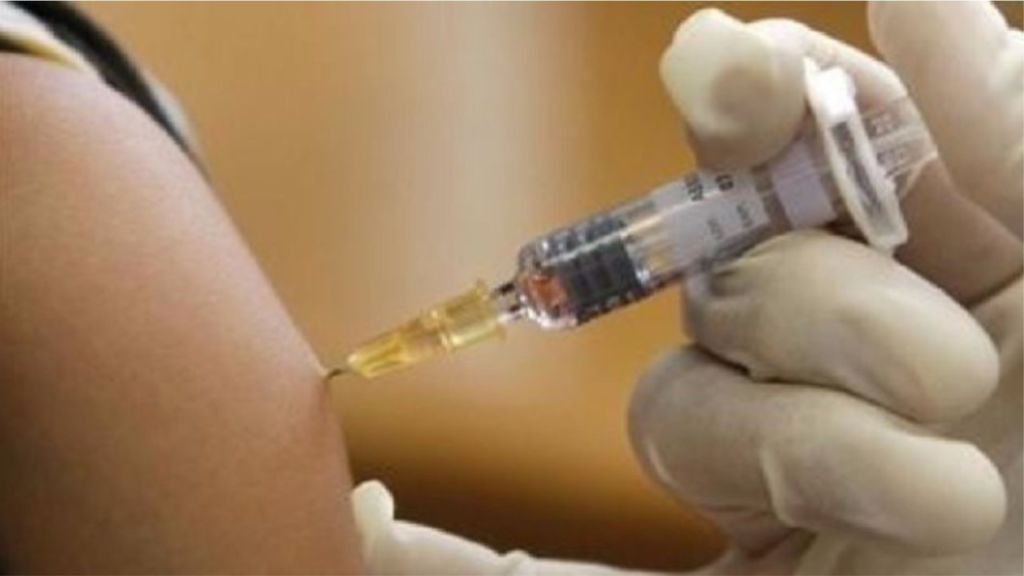 SHBA/ Një gjykatës bllokon urdhrin për vaksinimin e detyruar të punonjësve federalë
