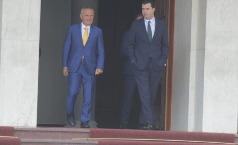 PROTESTA E DHUNSHME/ Ilir Meta i del në krahë Berishës: Lulzim Basha, përgjegjësi i vetëm