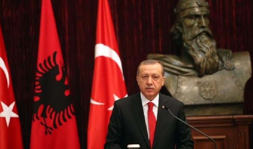 KRESHNIK SPAHIU/ Mos e kujtoni Skënderbeun vetëm kur vjen Erdogan