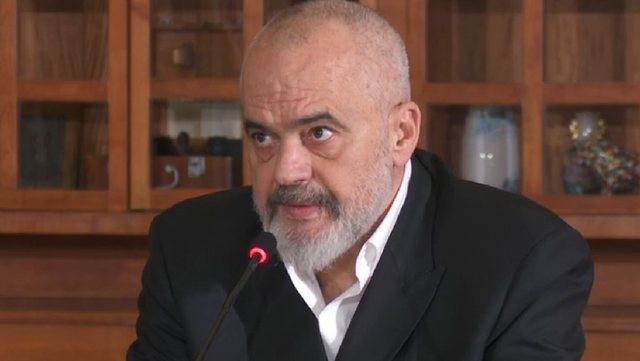 11 VITE NGA PROTESTA E “21 JANARIT”/ Reagon Rama: Vonon, por nuk harron, vrasja barbare kërkon drejtësi