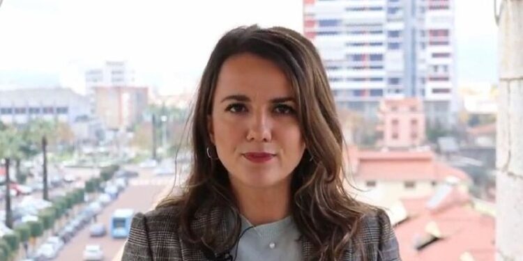 PAS PROTESTËS SË BERISHËS/ Reagon Rudina Hajdari: Situata është e rëndë dhe ka për të zgjatur