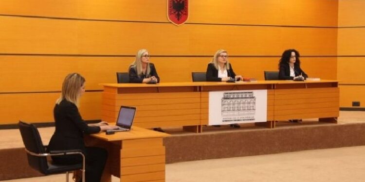 VETTINGU NË 2022/ Janë 315 gjyqtarë e prokurorë ende pa u kontrolluar. Në polici nuk ka surpriza