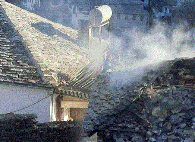 ZJARR NË GJIROKASTËR/ Shtëpia përfshihet në flakët. Shkaku i zjarrit, ngrohësja elektrike, shmanget…
