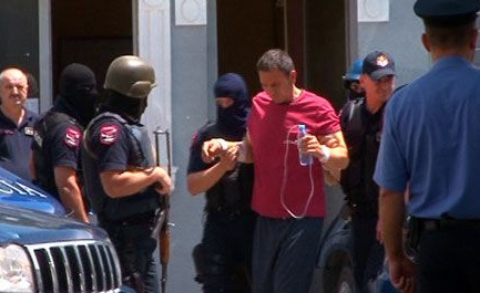 VRASJA E BABË E BIR/ Shtyhet seanca gjyqësore ndaj Ardian Çapjas. Pritej të dëshmonin pesë persona