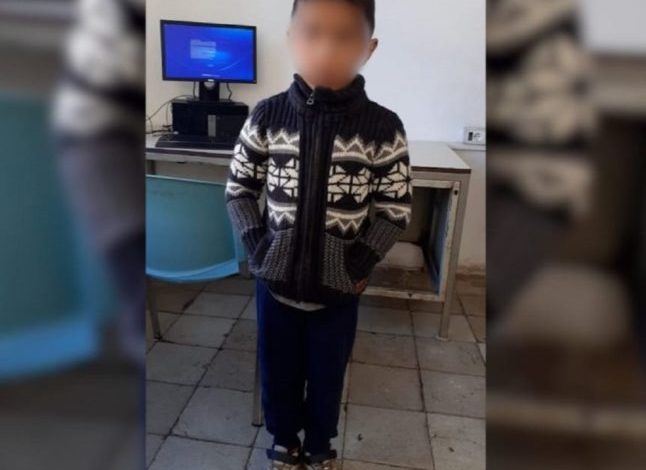 GJENDET NJË FËMIJË I BRAKTISUR NË BURREL/ Policia: Na ndihmoni ta identifikojmë