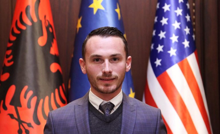NDODH DHE KJO/ Thirret në Hagë për të dëshmuar politikani i ri nga Kosova: Kam qenë vetëm 6 muajsh kur filloi lufta