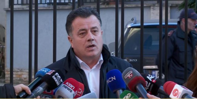BERISHA NË SHKODËR/ Noka: Askush nuk mund të mbajë peng shtëpinë e demokratëve, shumë shpejt do…
