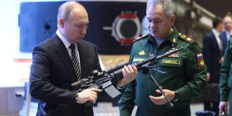 TENSIONET UKRAINË-RUSI/ CNN: Putin është kërcënim i madh për Evropën, po dëgjohen tinguj lufte