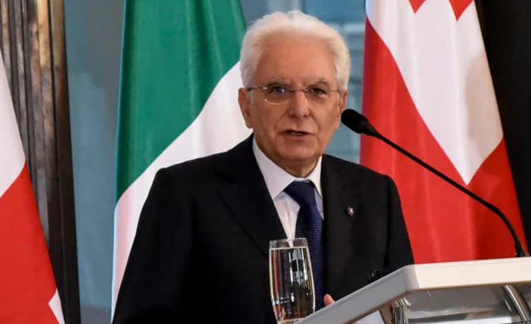 “PROBLEMET E ITALIANËVE NUK PRESIN”/ Presidentit italian i kërkohet të mbajë edhe një mandat