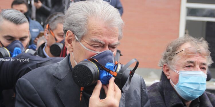 MBI “8 JANARIN”/ Berisha: Dyert e fortifikuara të selisë blu nuk mund të hapeshin me duar, por me mjete të posaçme…