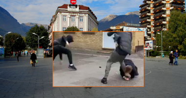 E RËNDË/ Dhëndri shqiptar rreh bashkëshorten dhe dy vëllezërit e saj