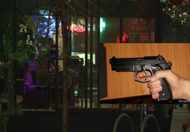 DETAJE NGA VRASJA/ Autorët qëlluan me armë jashtë lokalit dhe u larguan me makinë. Viktima po pinte KAFE me…