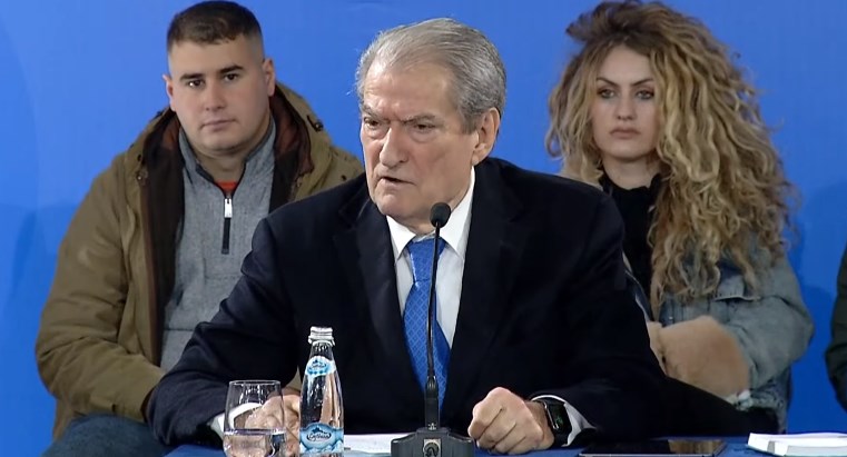 SULMON ASHPËR YURI KIM/ Berisha: Sikur është përfaqësuese e Ramës dhe jo e qeverisë amerikane