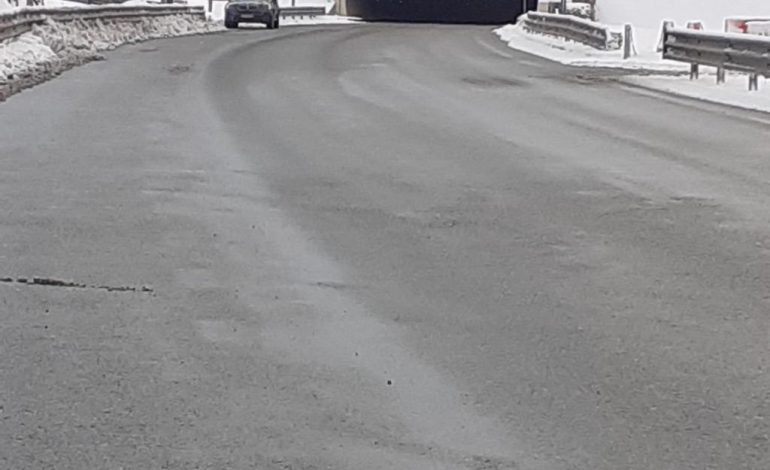 I FTOHTI POLAR PËRFSHIN VENDIN/ AHC thirrje drejtuesve të mjeteve: Kujdes kur të udhëtoni në Rrugën e Kombit