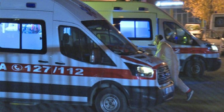DETAJET/ Dy të plagosur përfundojnë te “Trauma”, njëri prej tyre i shpëtoi atentatit me telekomandë disa vite më parë