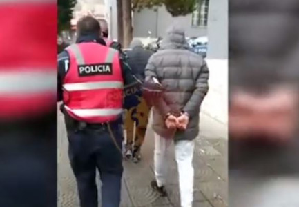 E RËNDË NË FIER/ Babai i dehur keqtrajton fëmijët e tij të mitur 15 dhe 13 vjeç