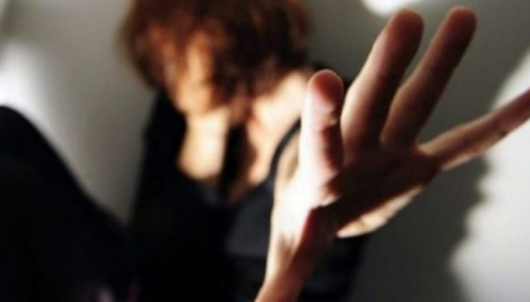 SHERR NË FAMILJEN SHQIPTARE/ Nusja dhunohet fizikisht nga burri dhe vjehrra, përfundon në spital