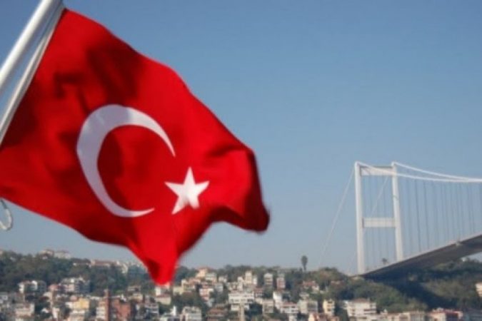 Turqia feston 101-vjetorin e pavarësisë