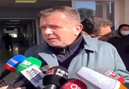 “ÇËSHTJA NUK DUHET TË POLITIZOHET”/ Balla flet për tritolin në banesën e Armand Dukës: Gishti s’duhet drejtuar ndaj askujt…