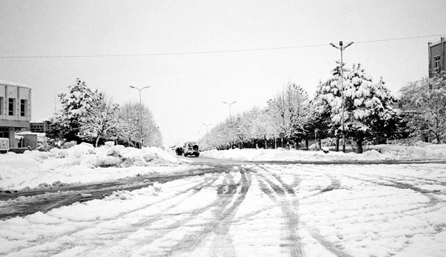 NGA SOT NIS ACARI/ ISHP jep këshilla si të mbroheni nga i ftohti: Përdorni veshje të ngrohta
