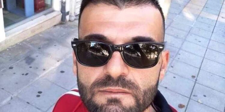 “PO NISEM PËR…”/ U gjend i pajetë në Fier, zbulohet mesazhi i fundit i 36-vjeçarit për nënën e tij
