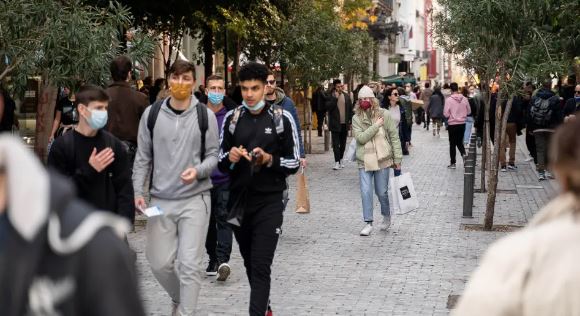COVIDI NË GREQI/ Në 24 orë identifikohen 29,334 raste të reja dhe 78 viktima
