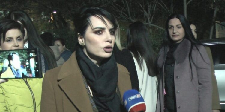 “PD E GATSHME PËR ZGJEDHJET LOKALE”/ Grida Duma takim me gratë LDG në Durrës: Mirëpresim të gjitha zonjat që t’i bashkohen këtij procesi