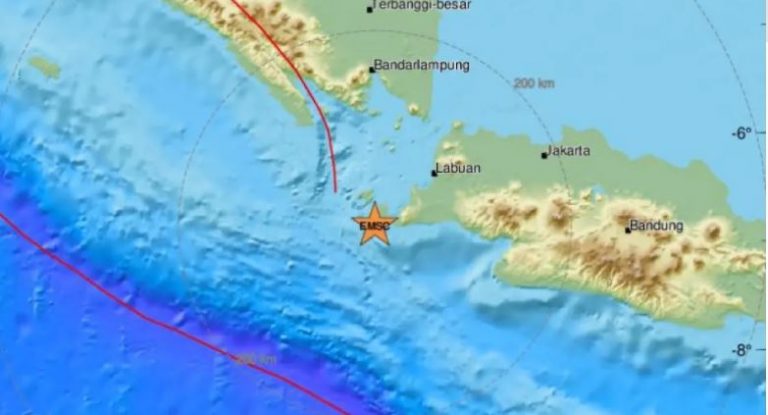DRIDHET TOKA/ Tërmeti me magnitudë 6.5 trondit Indonezinë