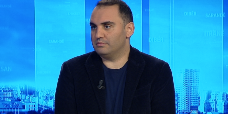 “MË 22 MARS GARA PËR KRYETAR”/ Këlliçi: Komisioni Rithemelimit i vetmi organ legjitim në PD