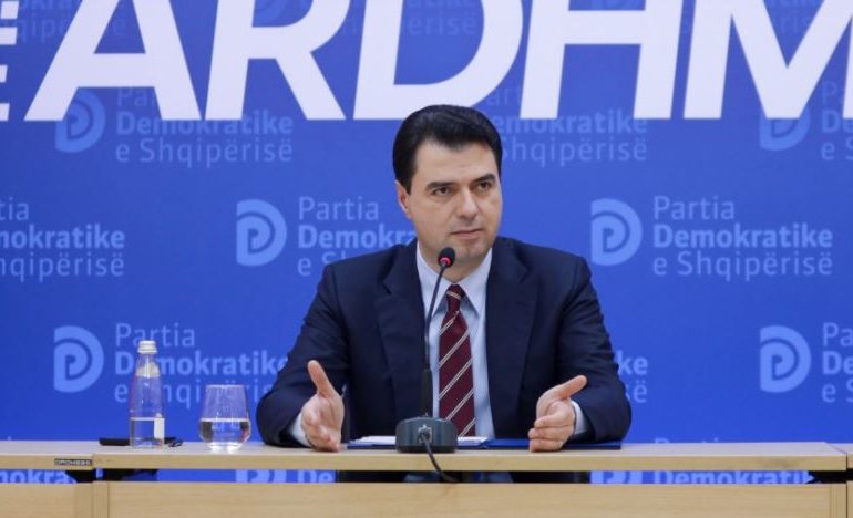 SKANDALI ME PAGAT/ Basha: Kush i nxjerr për pazar të dhënat e qytetarëve, duhet të mbajë përgjegjësi