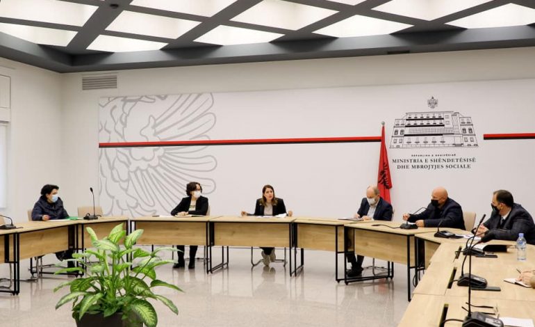 SHTIM I INFEKTIMEVE/ Manastirliu takim me inspektorët e ISHSH: Intensifikoni kontrollet në terren